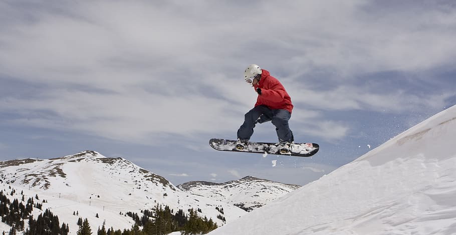 pria mengendarai papan luncur salju, musim dingin, papan luncur salju, salju, pegunungan Alpen, naik, gunung, pedalaman, ekstrim, lompat