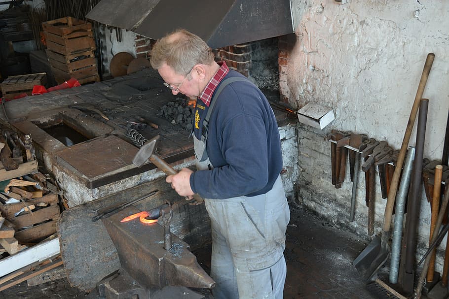 mecklenburg, blacksmith, craft, iron, metal, embers, glow, hot, hammer, fire