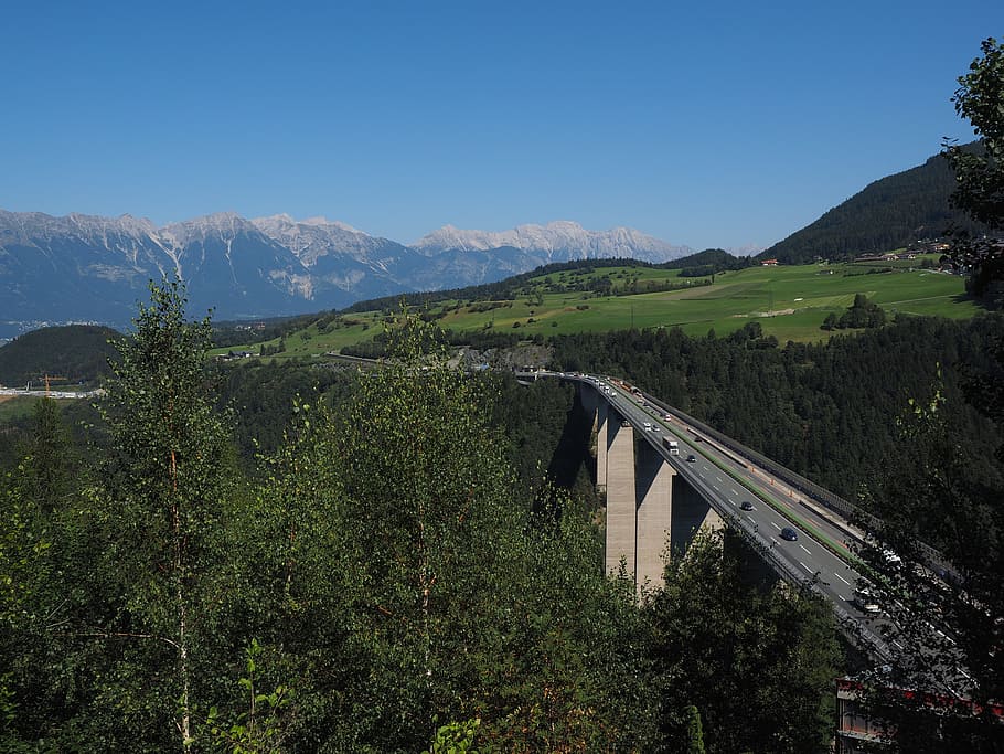puente de europa, puente, puente de la autopista, puente del automóvil, autopista Brenner, quemador, carretera, autopista, estructura de acero de hormigón, cadena mieminger