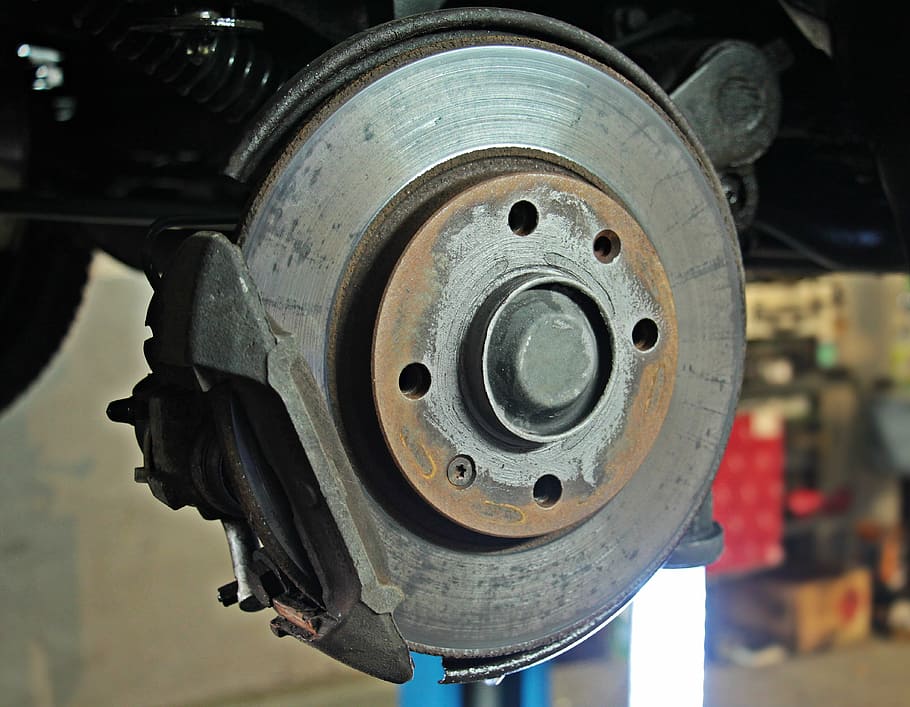 closeup, gray, vehicle wheel rotot, auto repair, workshop, brake disc, brake, change, slow change, auto