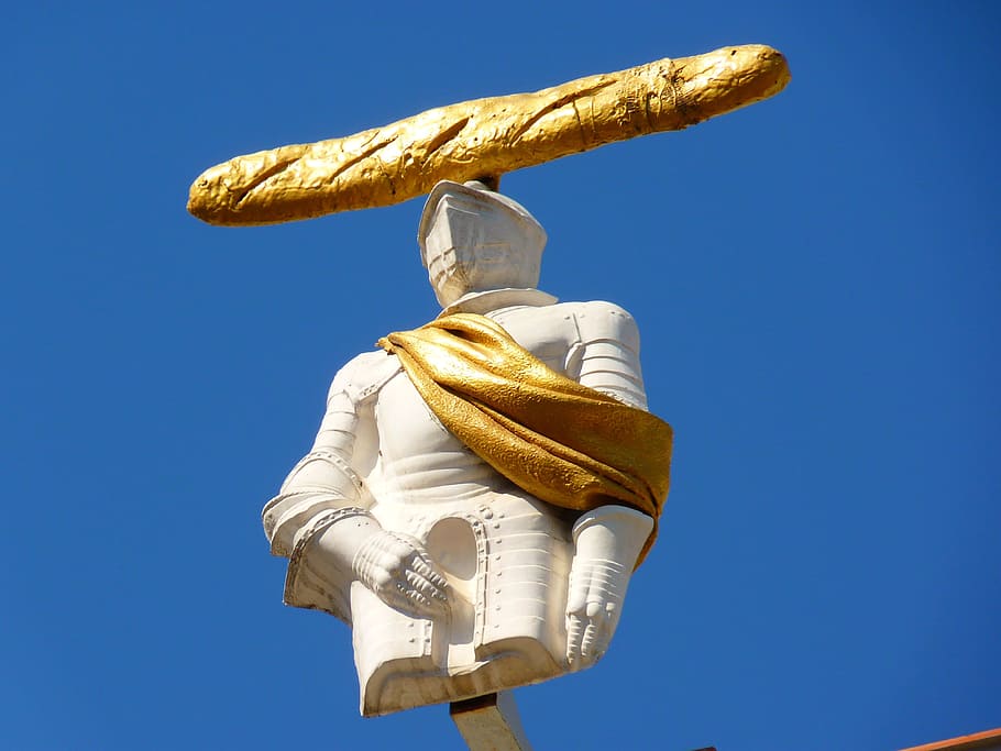 Figure, Dalí, Golden, Museum, Figueras, spain, sky, blue, statue, flying