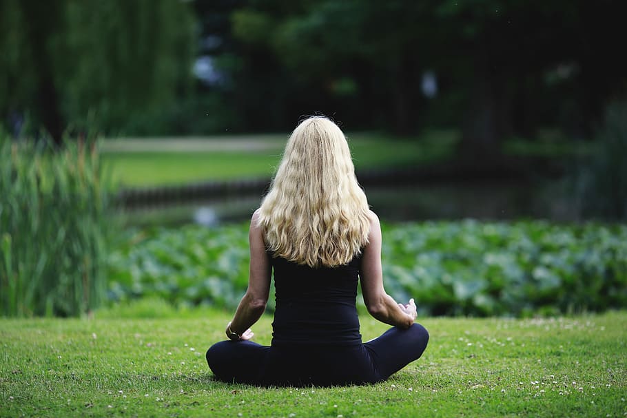 woman doing meditation, meditation, mindfulness, nature, serenity, lake,  present, meditate, yoga, rear view | Pxfuel