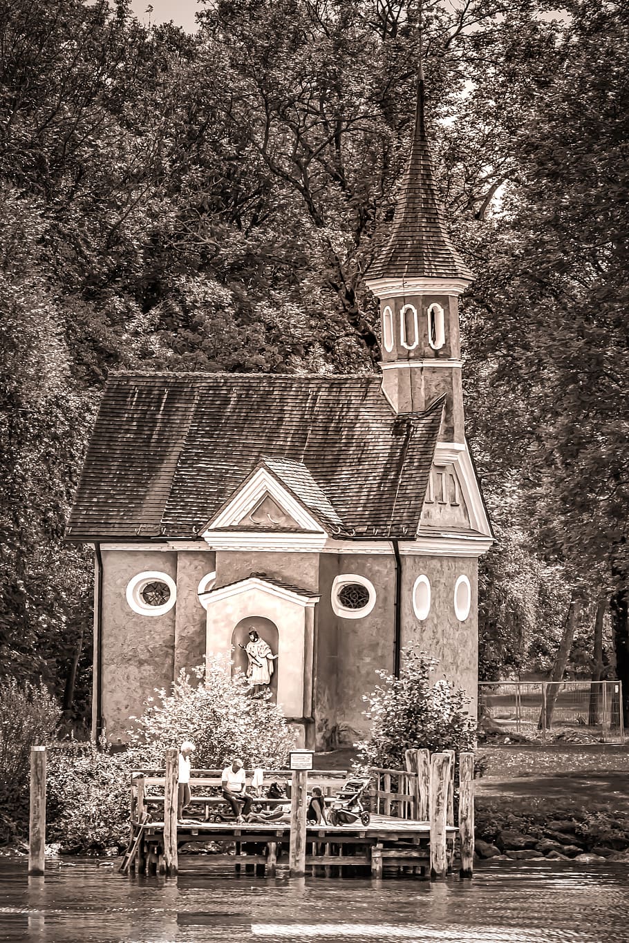 chapel, monochrome, small, historically, visitors, architecture, building, tower, landscape, chiemsee