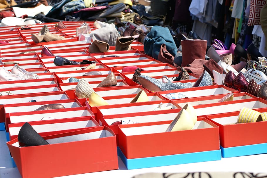 surtido, calzado, cajas, zapatos, cajas de zapatos, caja de zapatos, caja, venta al por menor, mercadería, mercado de pulgas