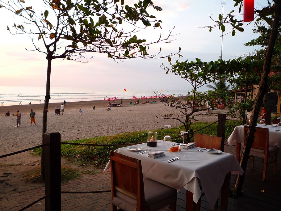 bali, indonesia, restoran, sisi pantai, malam, matahari terbenam, meja, air, pohon, laut