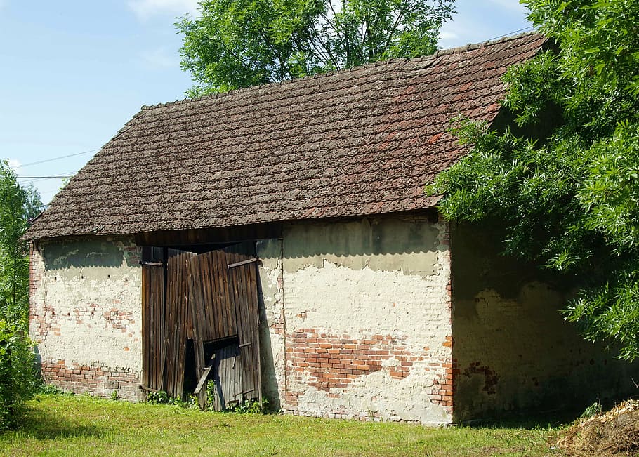 barn, cowshed, village, building, wooden doors, sprawling house, destroyed, abandoned, old house, poland village