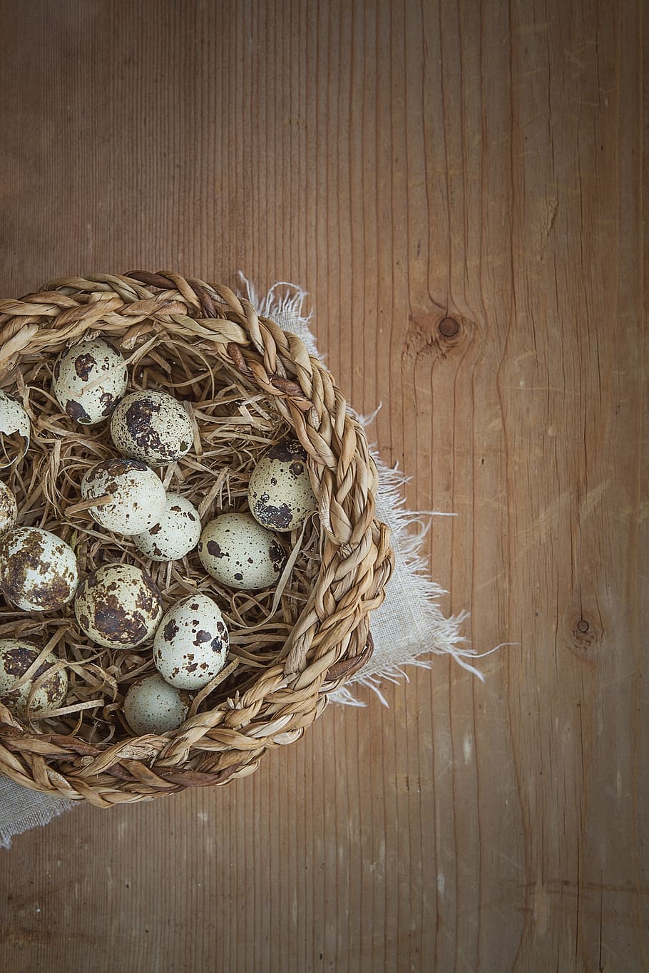 basket, egg, quail eggs, small, small eggs, natural product, close, wood, text dom, negative space