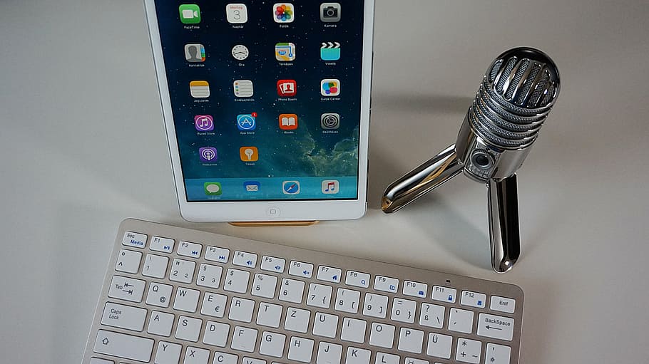 white, ipad, turned, condenser microphone, apple magic keyboard, microphone, keyboard, tablet, podcast, home office