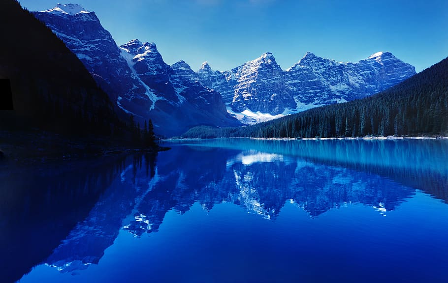lake, brown, mountain, blue, sky, daytime, moraine lake, reflection, water, still