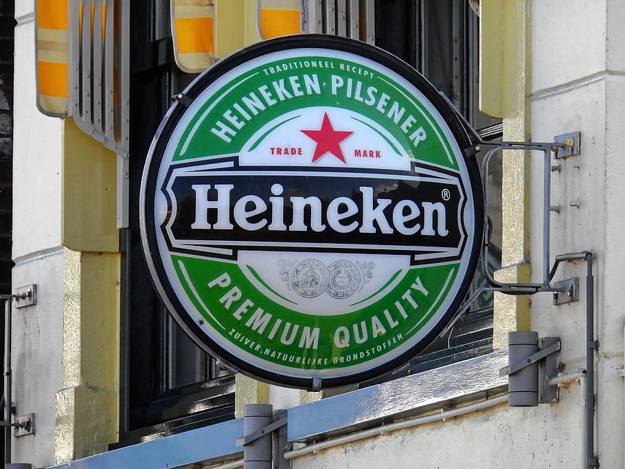 Heineken, cerveza, bebida, alcohol, Holanda, países bajos, publicidad, letrero publicitario, escudo, texto