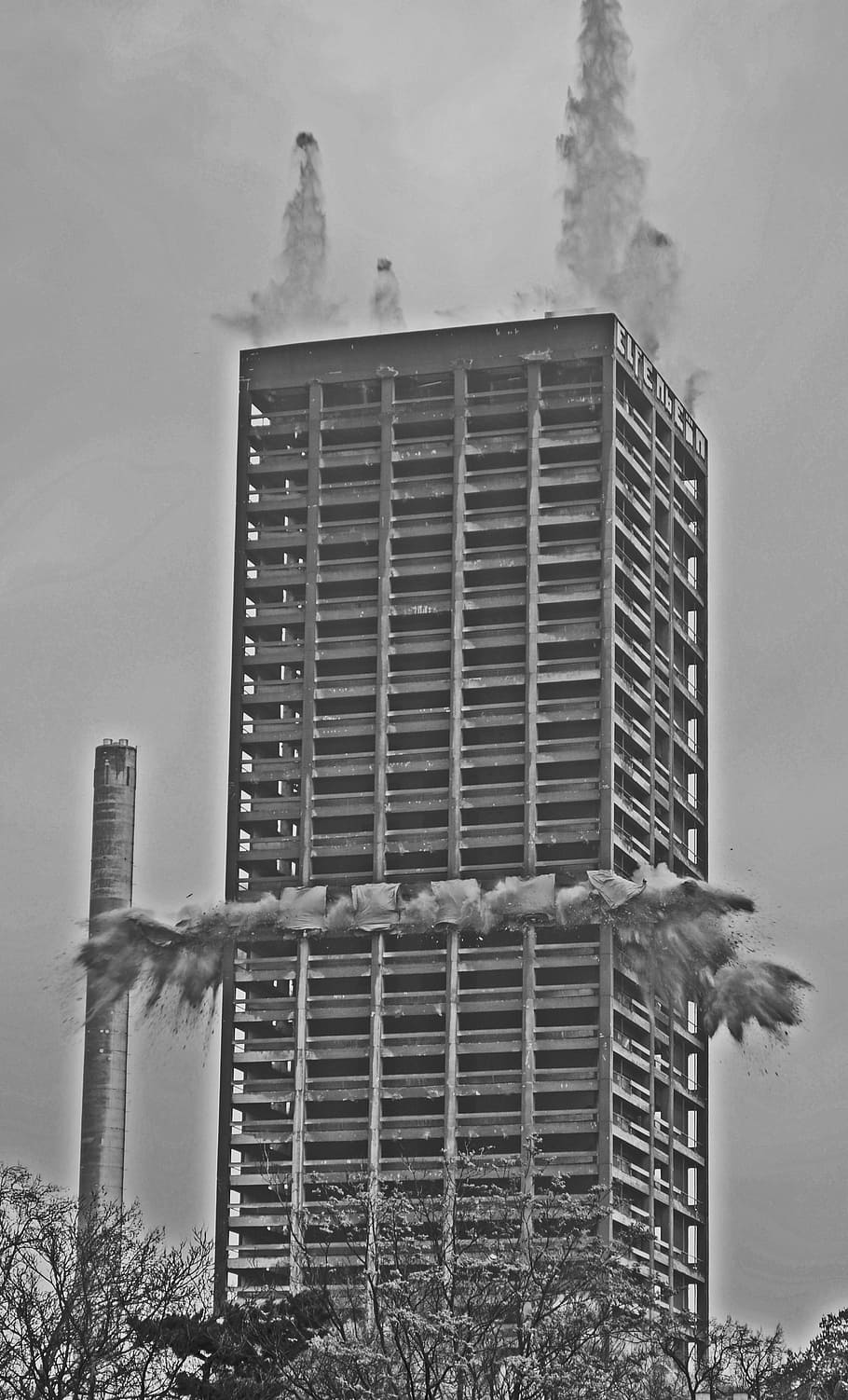 blowing up, afe tower, frankfurt, demolition, explosion, collapse, dilapidated, tear off, black And White, architecture
