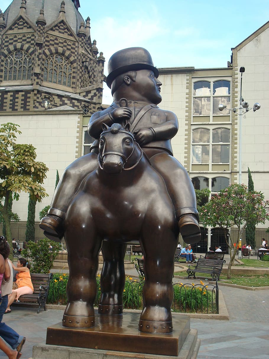 homem, montando, estátua do cavalo, Medellín, Colômbia, Botero, Estátua, escultura, obra de arte, desenhar