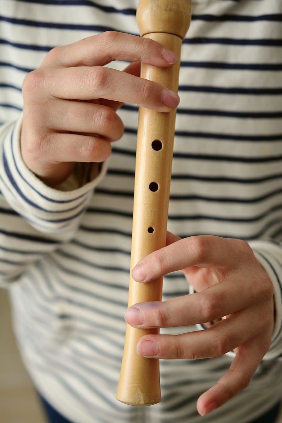 person, playing, wooden, Flute, Recorder, Play, play the flute, musical instruments, wooden flute, woodwind