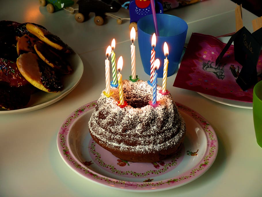 kue ulang tahun bulat, atas, putih, meja, lilin, putaran, kue ulang tahun, di atas, ulang tahun, kue