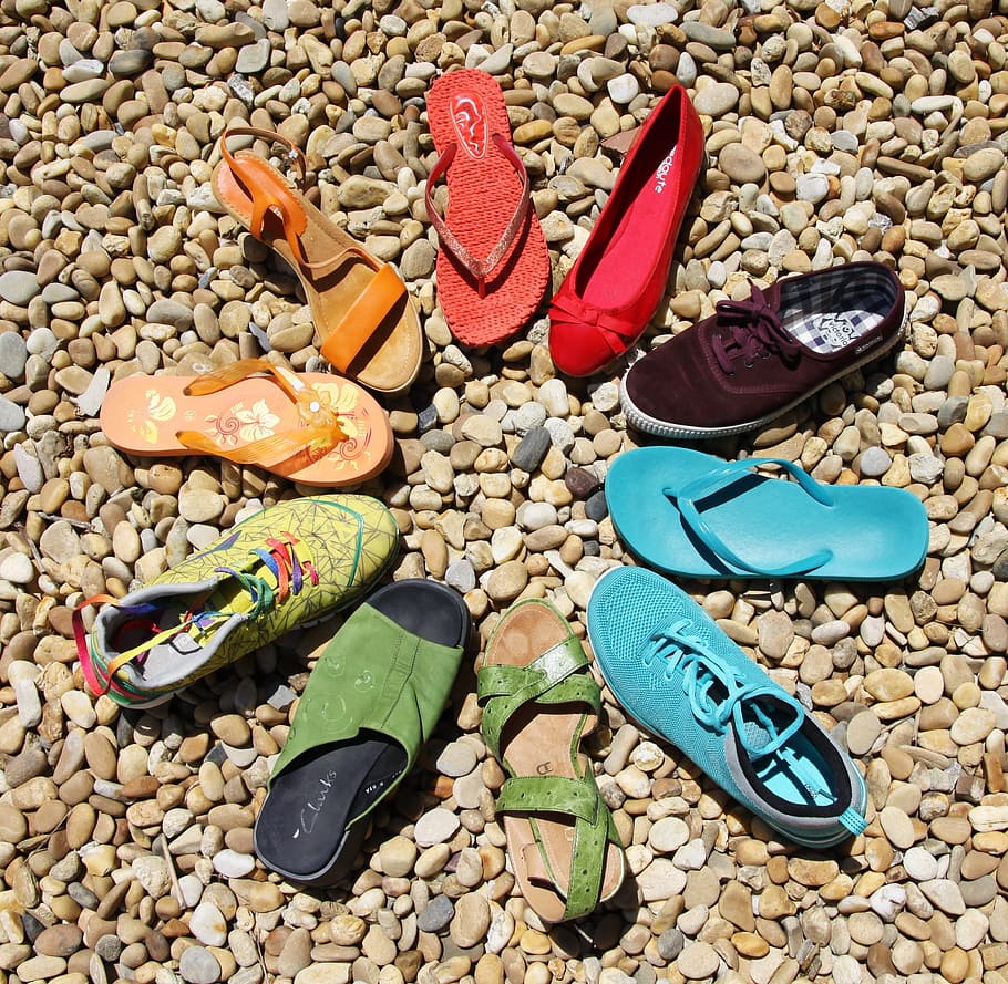 color variado, lote de sandalias, marrón, rocas, zapatos, colorido, piedras, arco iris, lgbt, diversidad