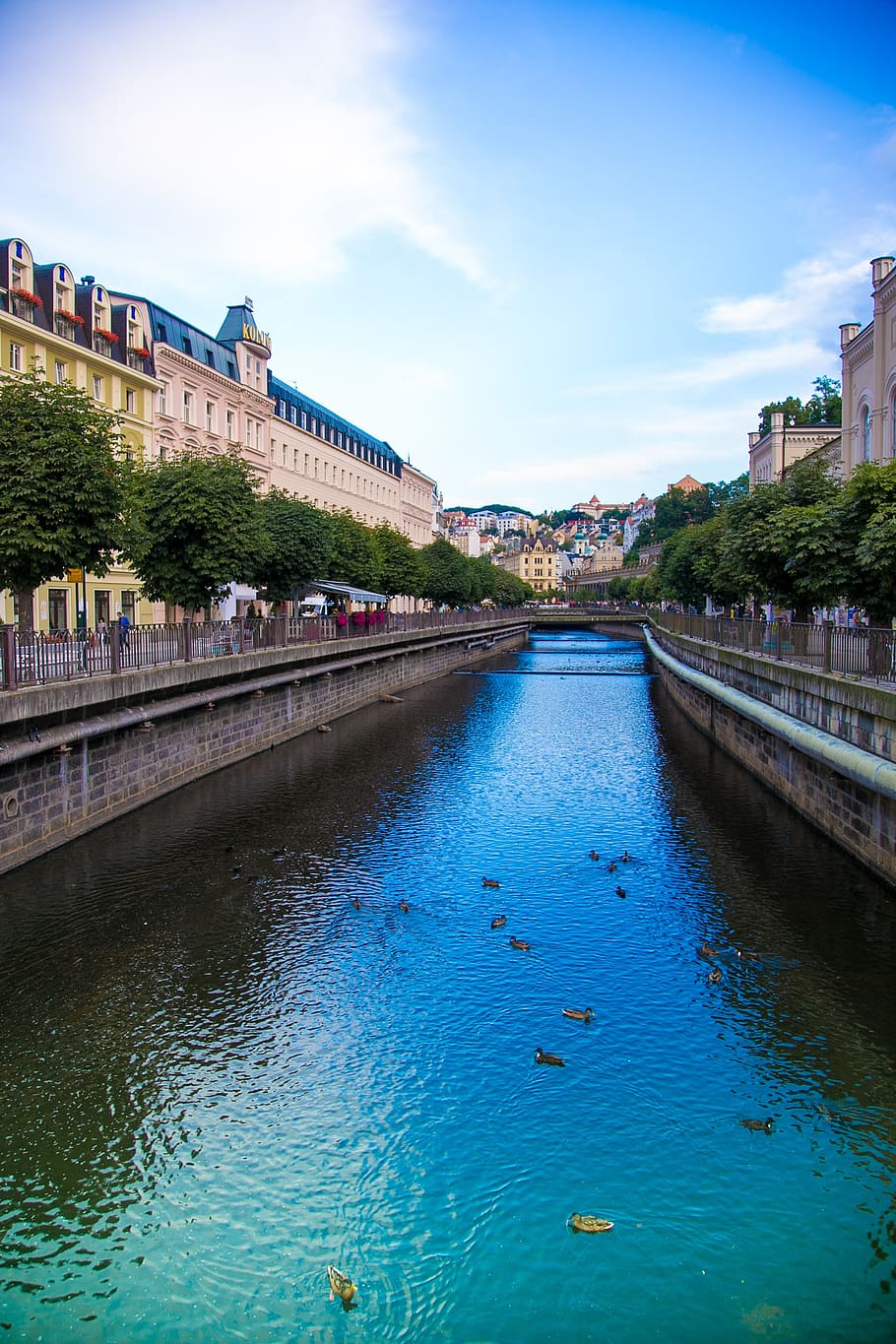 china, karlovy vary, czech republic, water, architecture, built structure, building exterior, sky, waterfront, river