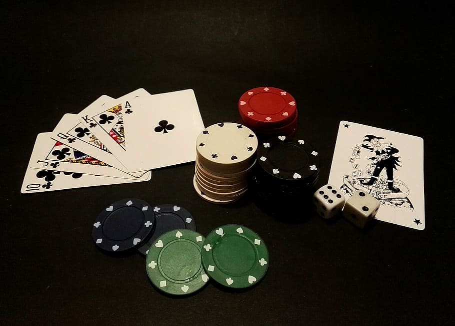 póker, cartas, juego de cartas, casino, juegos de azar, pik, ganancias, jugar, jugar a las cartas, cruz
