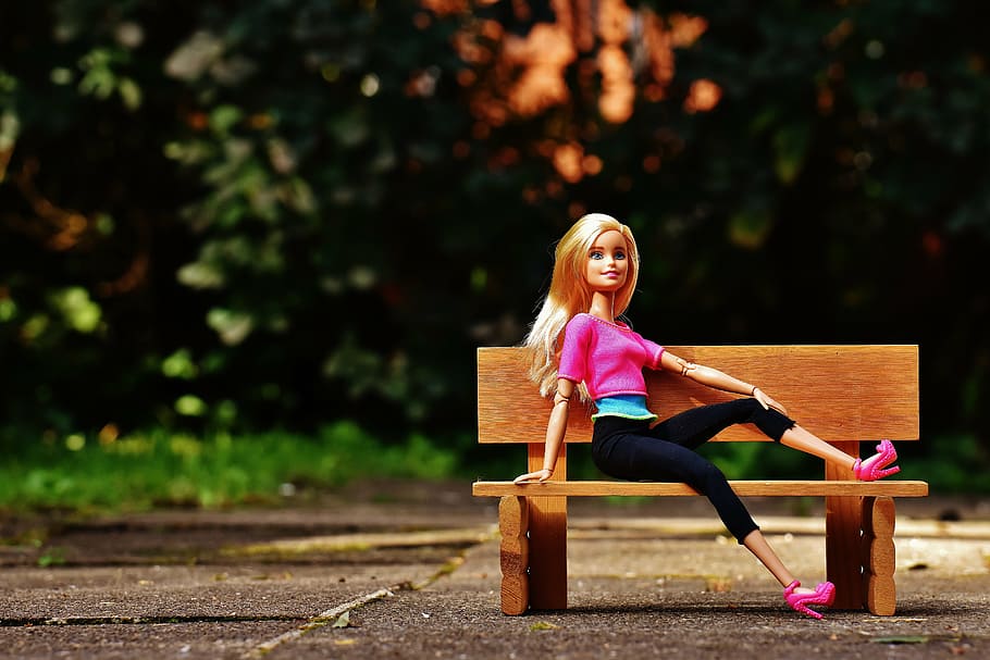 barbie doll, sitting, brown, wooden, bench, beauty, barbie, bank, sit, pretty