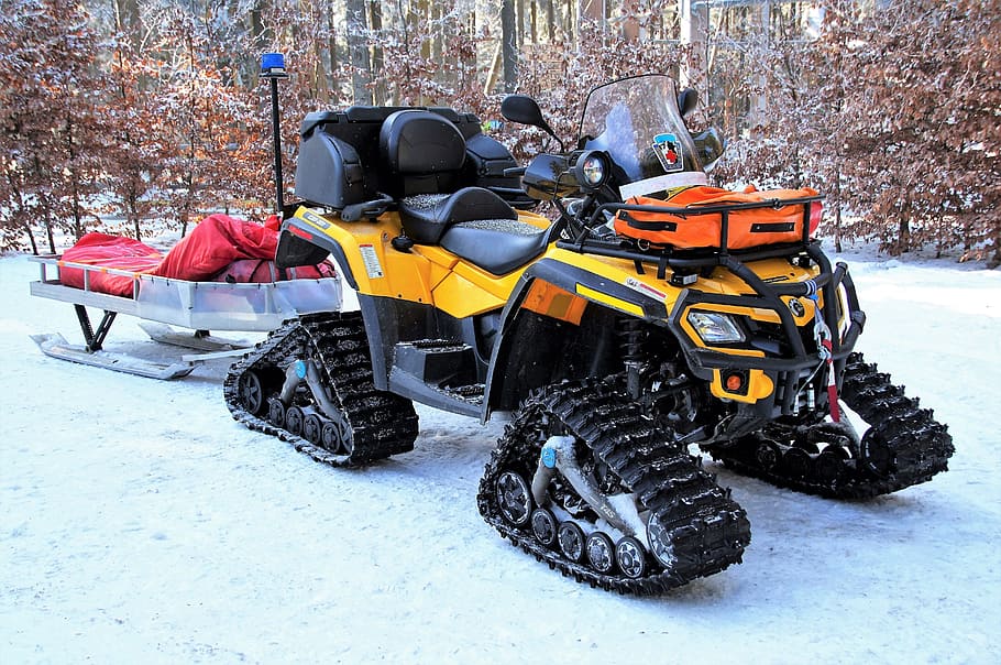 Snowmobile, Mountain Rescue Service, rescue, runabout, sleigh, the transportation of the injured, personal injury, snow belts, tracked vehicle, help