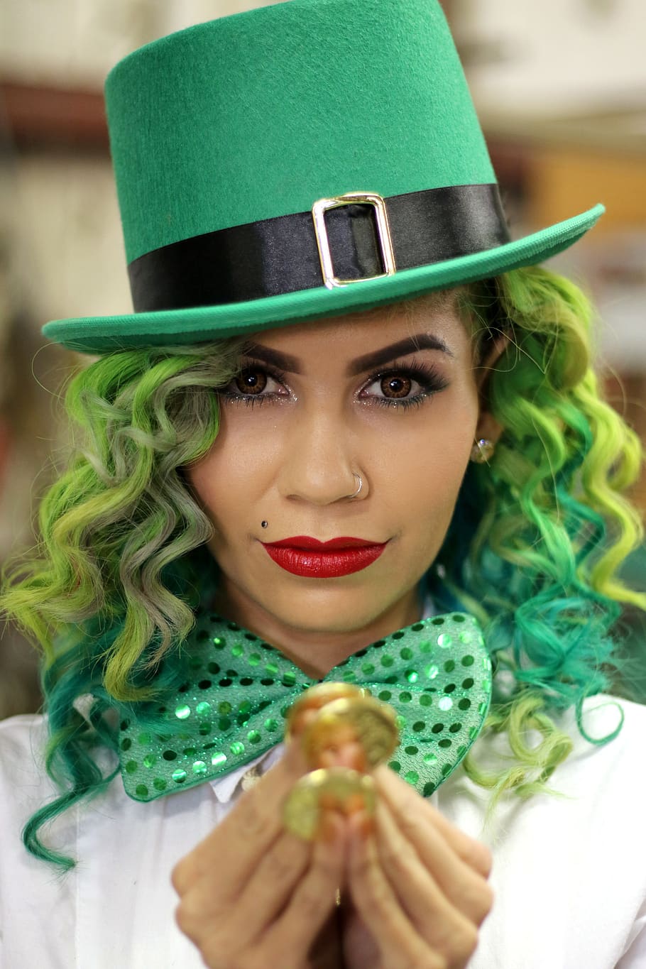 st patrick's day, saint patrick's day, holiday, green hair, green hat, gold coins, bow tie, fun, top hat, gold