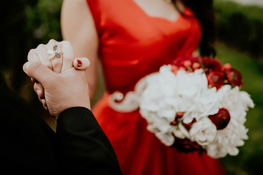 selective, focus photography, man, holding, hand, woman, people, red, flowers, hands