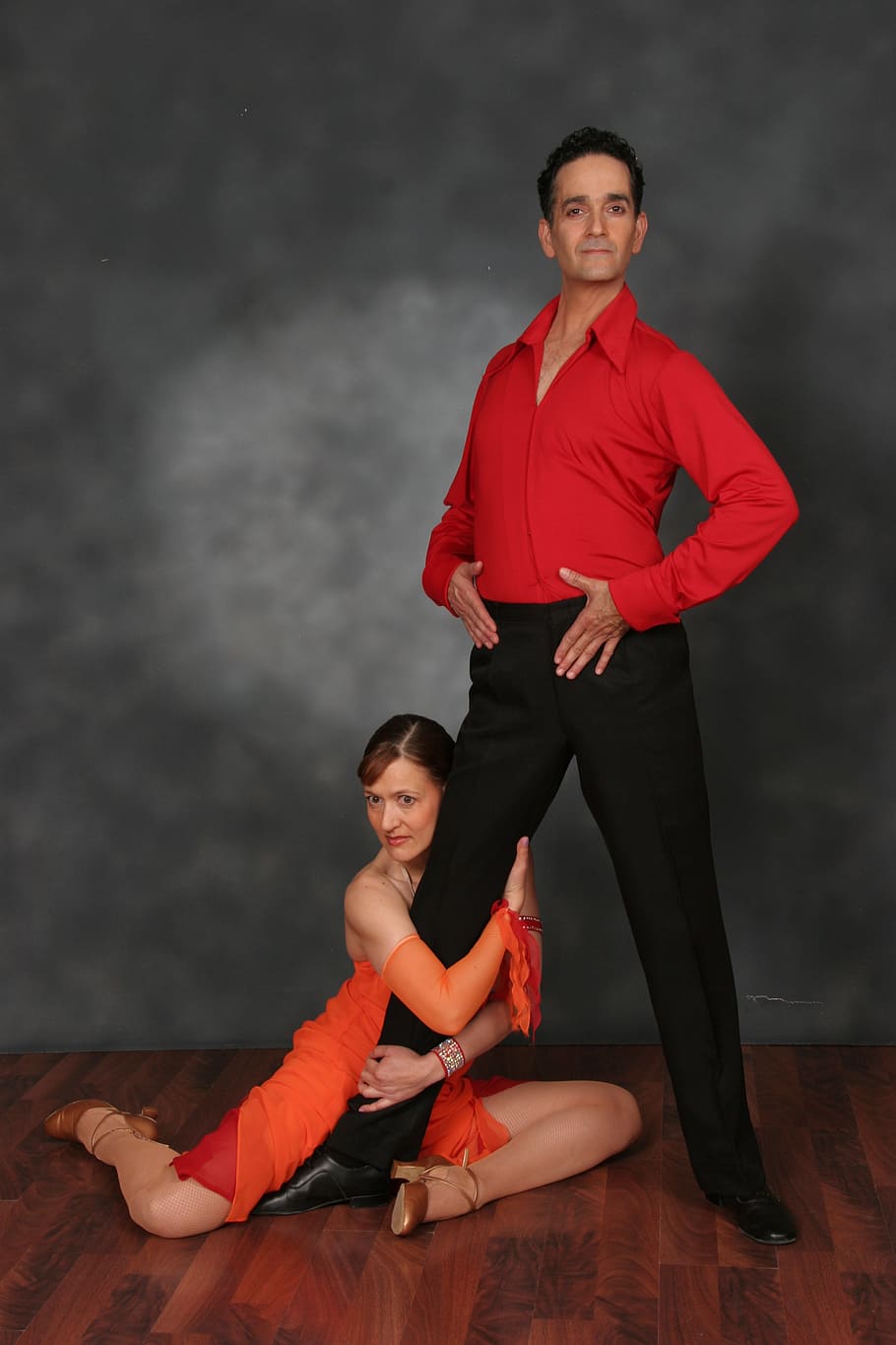 hombre, mujer bailarina, posando, salón de baile, latín, baile, baile de salón, pareja de baile, elegancia, tango