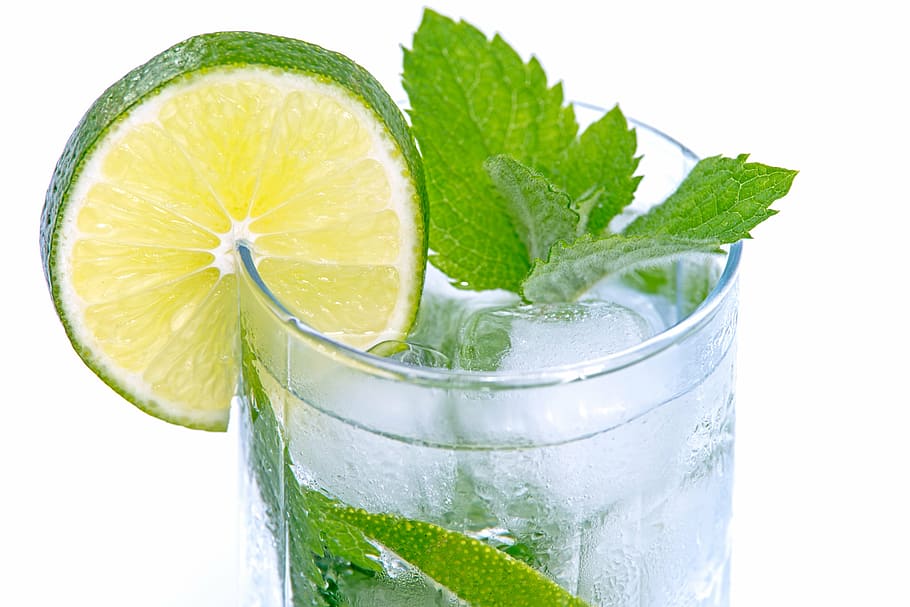 green, leaf, sliced, lime, clear, glass drinking cup, cold drink, drink, cocktail, white