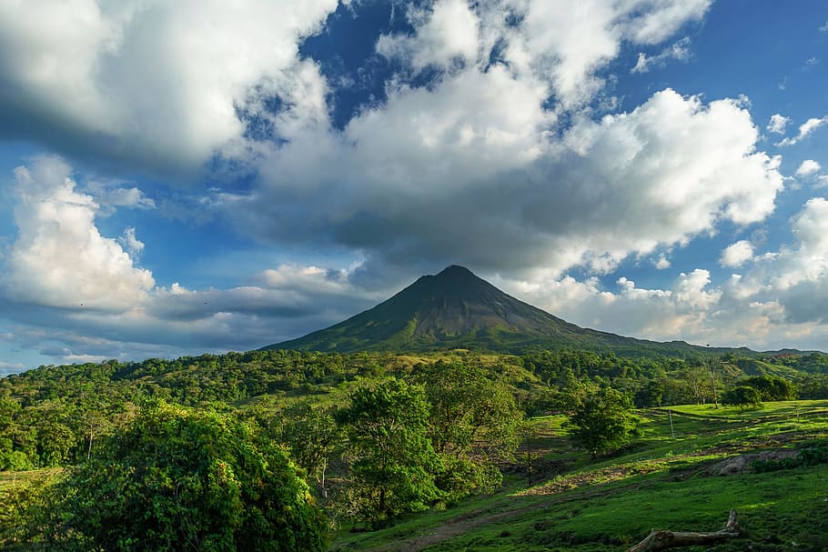 black, green, mountain, white, blue, sky, photography, volcano, daytime, costa rica