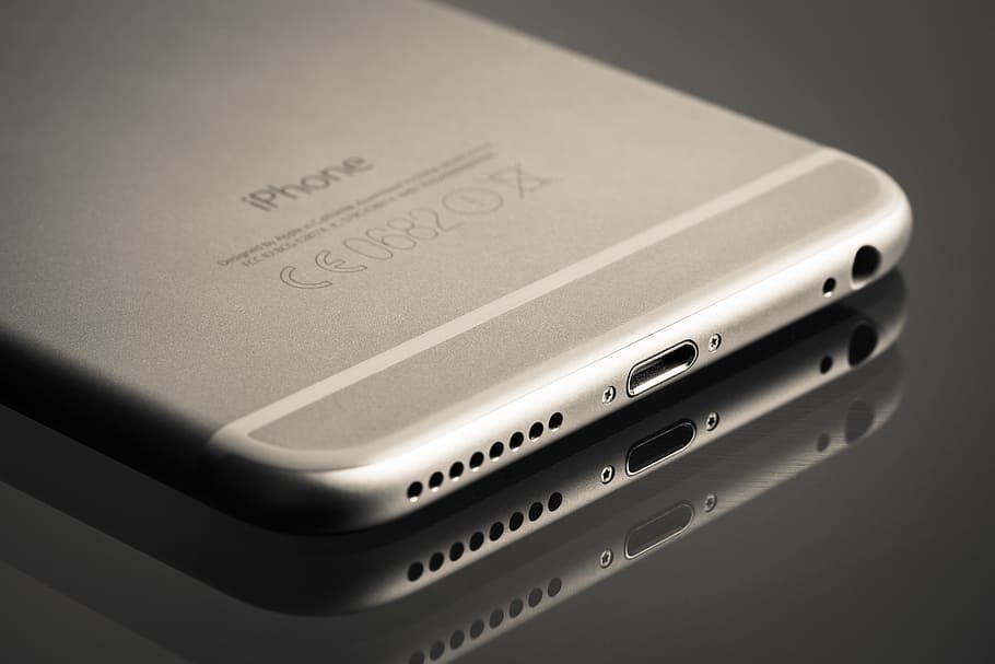 silver iphone 6, lightning connector, technology, reflection, iphone 6 plus, communication, wireless technology, connection, close-up, internet