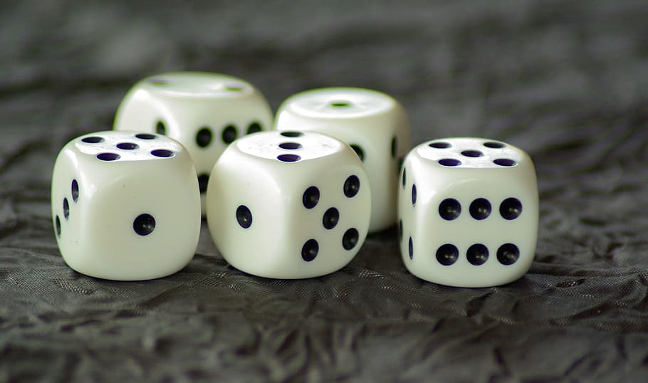 five dice, game, random, dice, gambling, luck, arts culture and entertainment, leisure games, relaxation, leisure activity