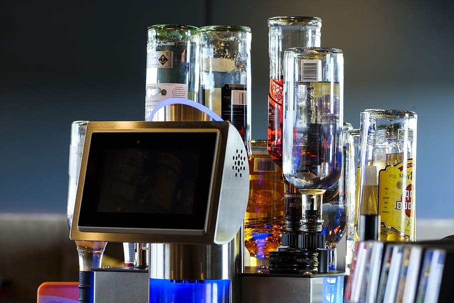 restaurant, gastronomy, bar, alcohol, beverages, cocktail, cocktail machine, automatic, robot, technology