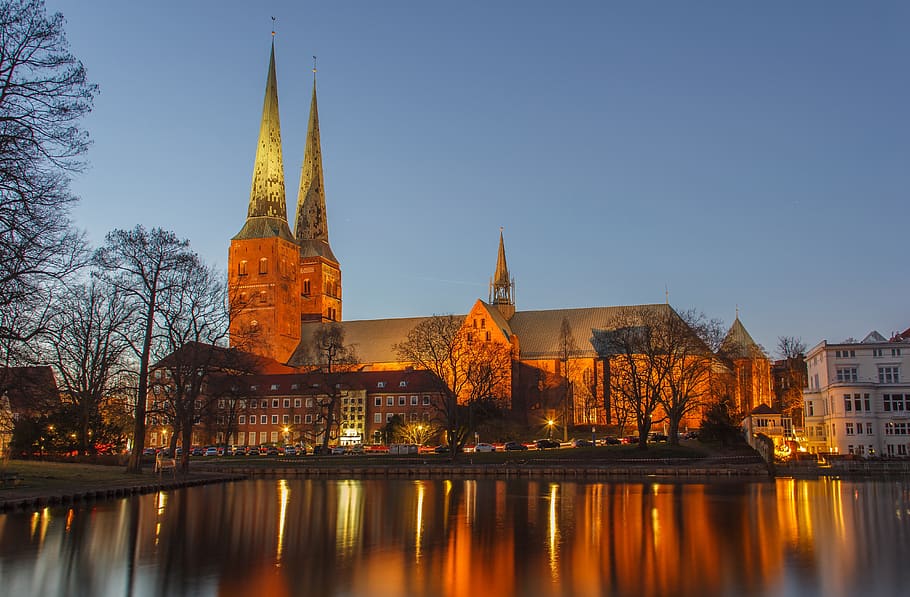 lübeck cathedral, church, lübeck, mecklenburg, germany, historic center, hanseatic city, landmark, night photograph, brick building