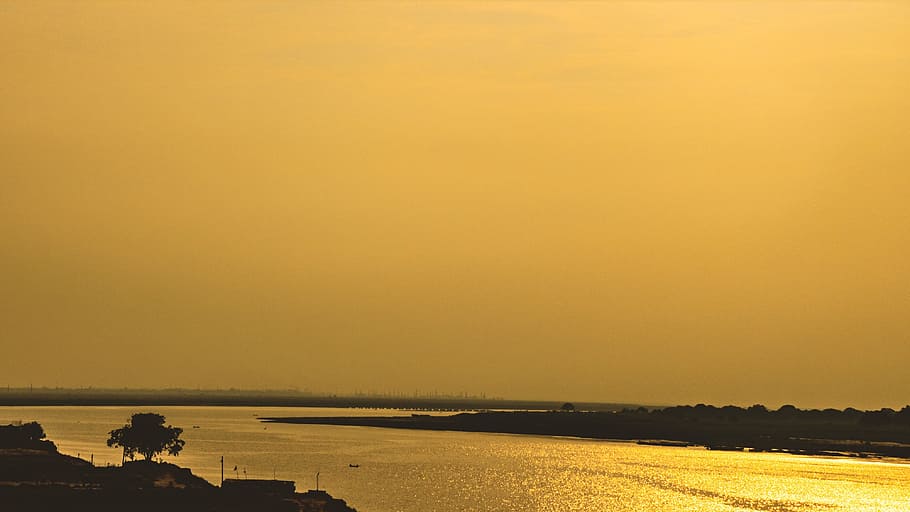 body of water, Golden Hour, Ganga, Ganges, India, Patna, religion, hinduism, river, water