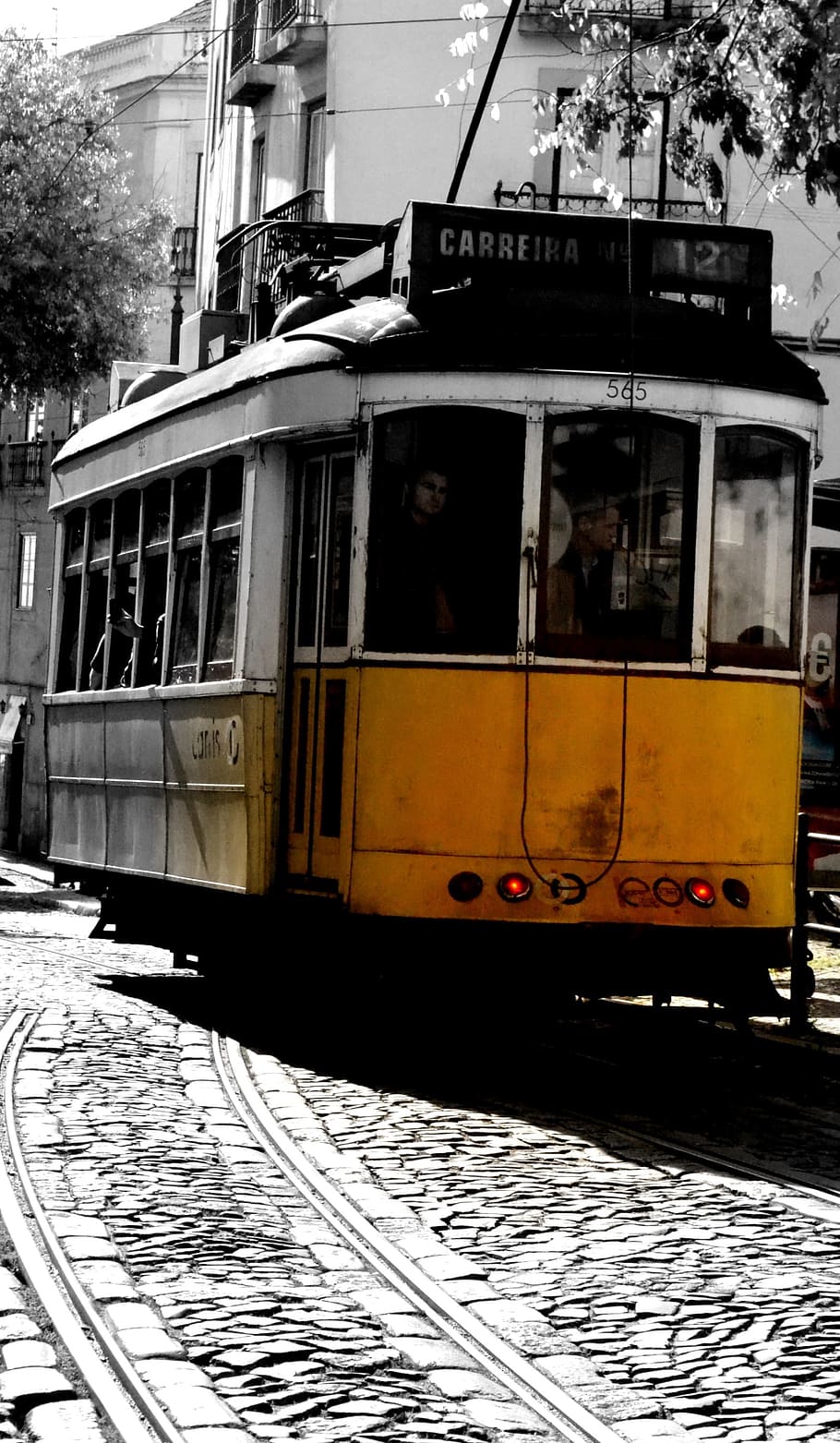 selective-focus photography, yellow, train, Tram, Lisbon, Portugal, Street, Travel, old, transport