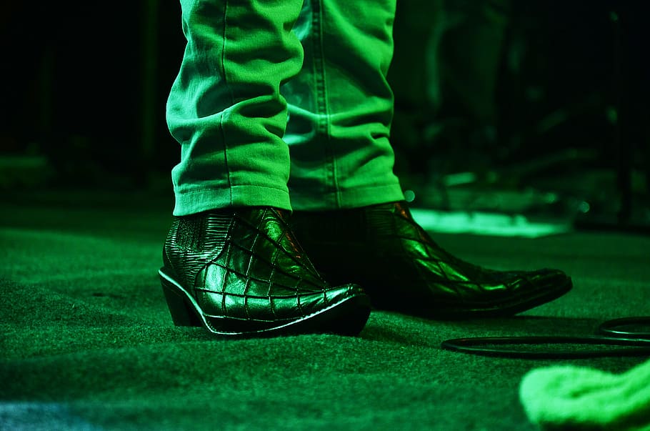 Sepatu bot, Kaki, Alas Kaki, Koboi, Pria, mode, bagian rendah, kaki manusia, sepatu, warna hijau