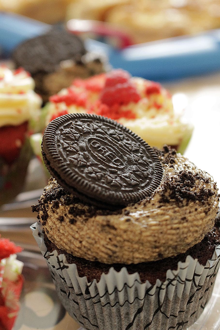 cupcakes, cake, bake, muffins, muffin, candy, birthday, cream, chocolate cupcakes, birthday party