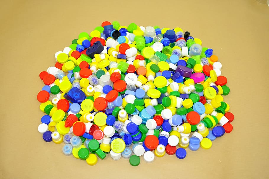 tapas, material, reciclaje, nueces, pila, colorido, la colección de, plástico, redondo, multicolores