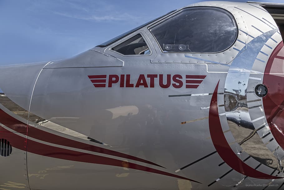 pilatus pc-12, aircraft, turboprop, pilatus-aircraft, pilatus, mode of transportation, transportation, text, air vehicle, airplane