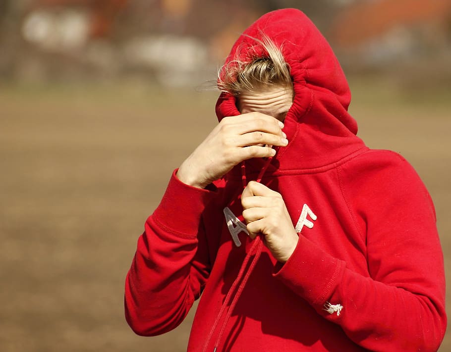 tilt shift focus photography, man, red, pullover, girl, young, beautiful, sample, sweatshirt, white