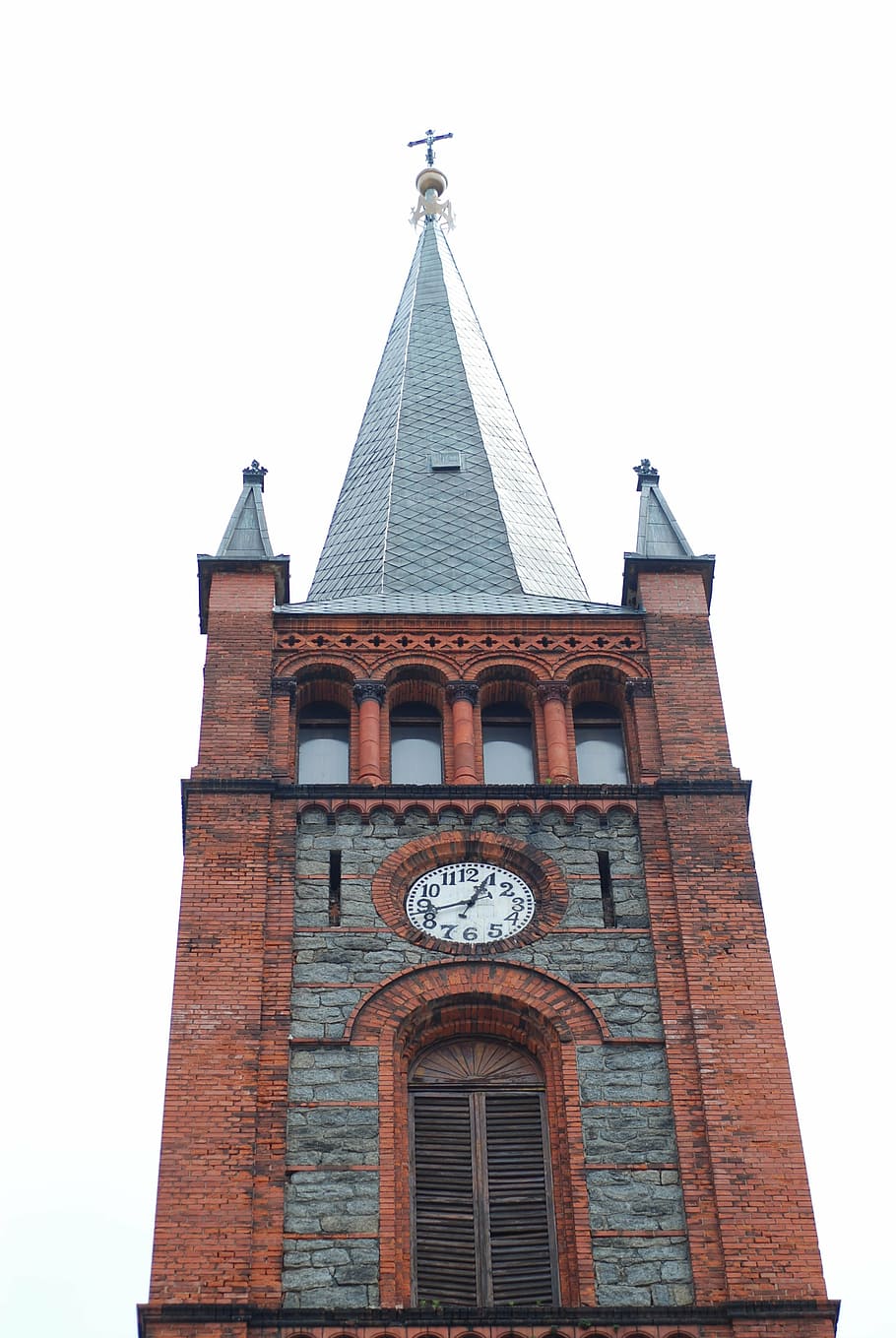 clock tower, the church tower, tower, monument, clock, sacred building, red brick, church, architecture, built structure