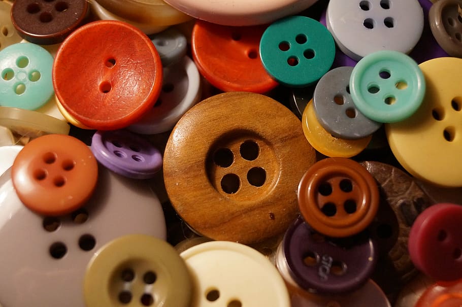 pile, assorted-color buttons, buttons, colorful, color, handarbeiten, multi colored, choice, large group of objects, button