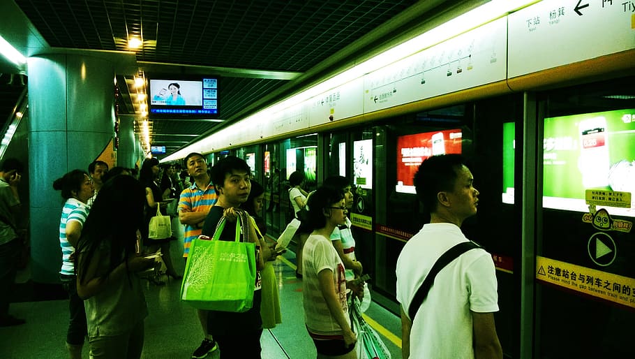 metro, asia, noise, public transportation, group of people, transportation, mode of transportation, real people, men, women