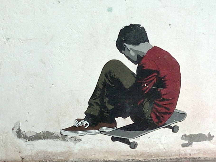 skateboard, grafiti, semprotan, hari, panjang penuh, satu orang, orang sungguhan, salju, gaya hidup, fitur dinding-bangunan