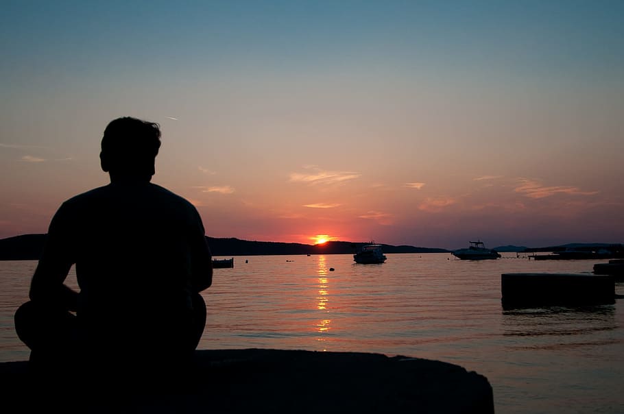 silhouette, man, sitting, rock, body, water, Sunset, Man, Romantic, Romance, sunset