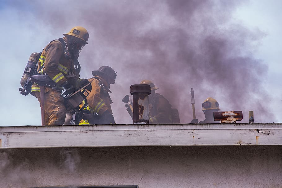fire, fireman, los angeles, smoke, danger, charred, blackened, burned, house fire, apartment fire