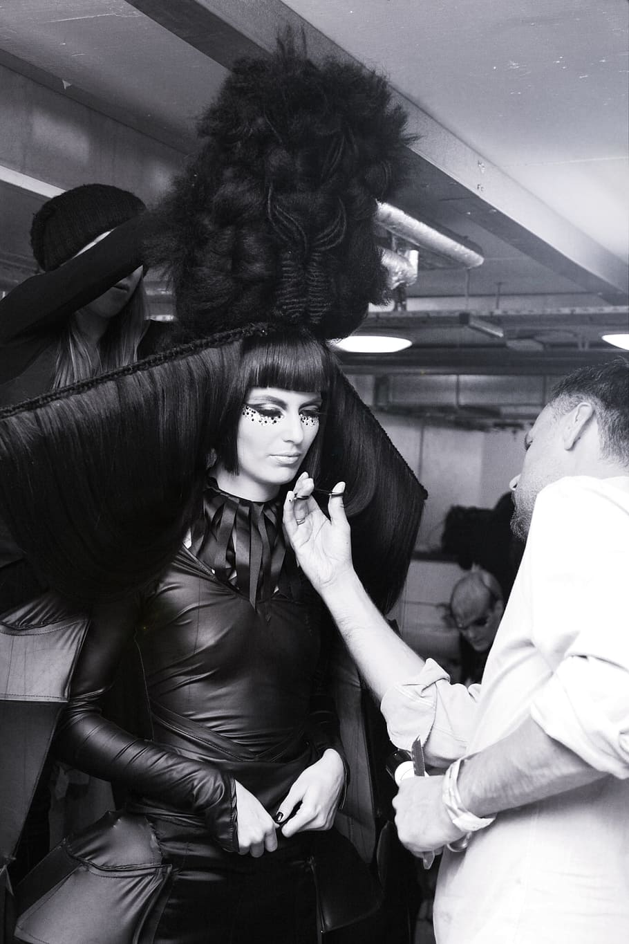 woman wearing costume, avant-garde, hairstyle, backstage, model, female, black hair, woman, hairstylist, hairdressing