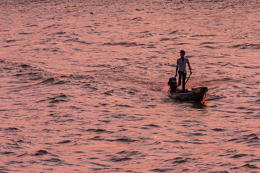 Vietnã, Rio Mekong, sol da tarde, hora de ouro, rio, expedição, bota, transporte, atravessar, Ásia
