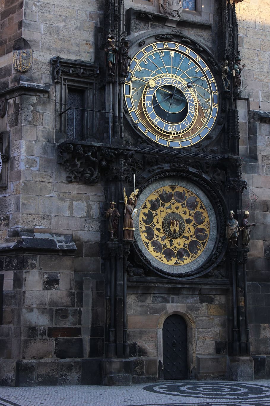 astronomical, clock, Prague, Astronomical Clock, the astronomical clock, old town hall, time, travel destinations, building exterior, ornate