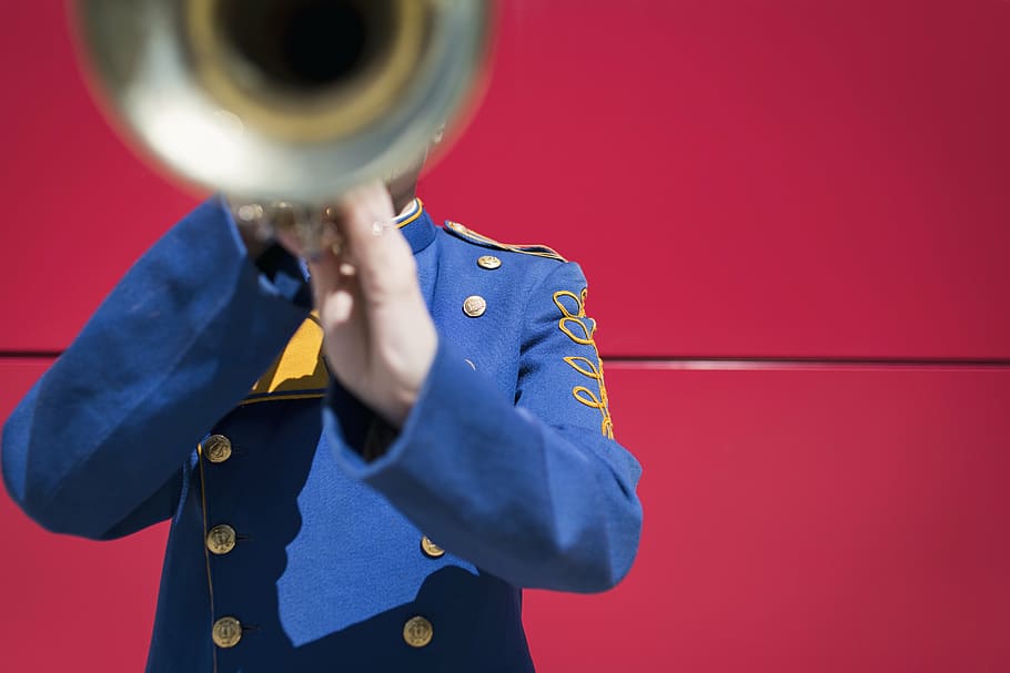 man playing trumpet, trumpet, music, sound, band, jazz, uniform, trombone, horn, brass