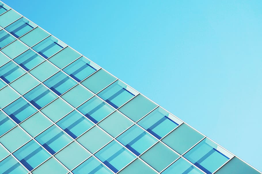 azul, cielo, edificio, ventanas, arquitectura, sol, vista de ángulo bajo, cielo despejado, estructura construida, exterior del edificio